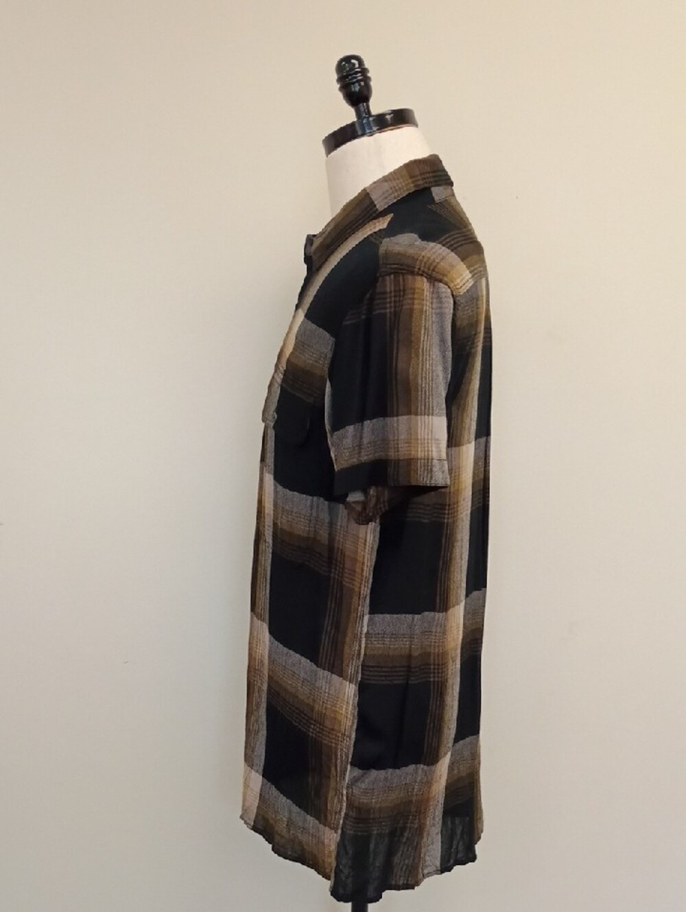 Treasure & Bond Black Brown Plaid Rayon Button Shirt Size Small & Medium - Picture 2 of 9